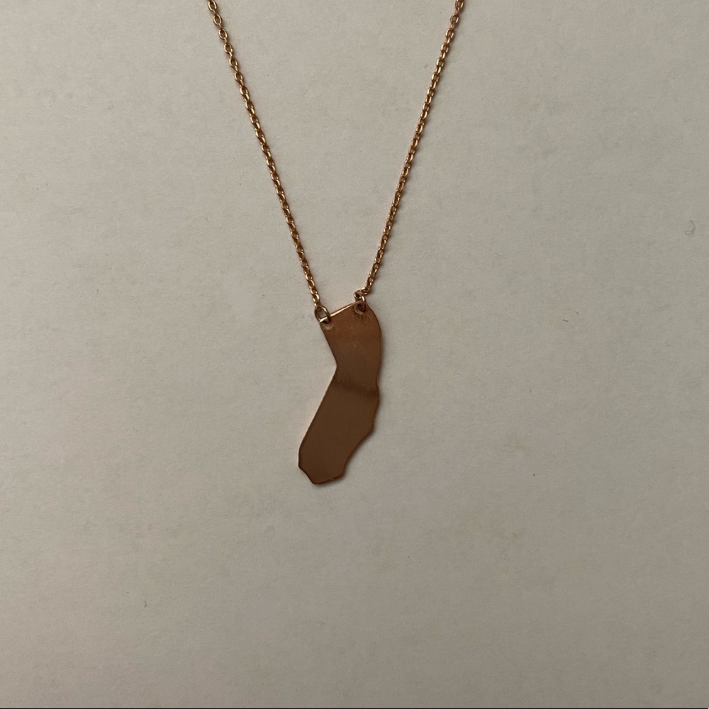 California State Shaped Necklace Gold Color